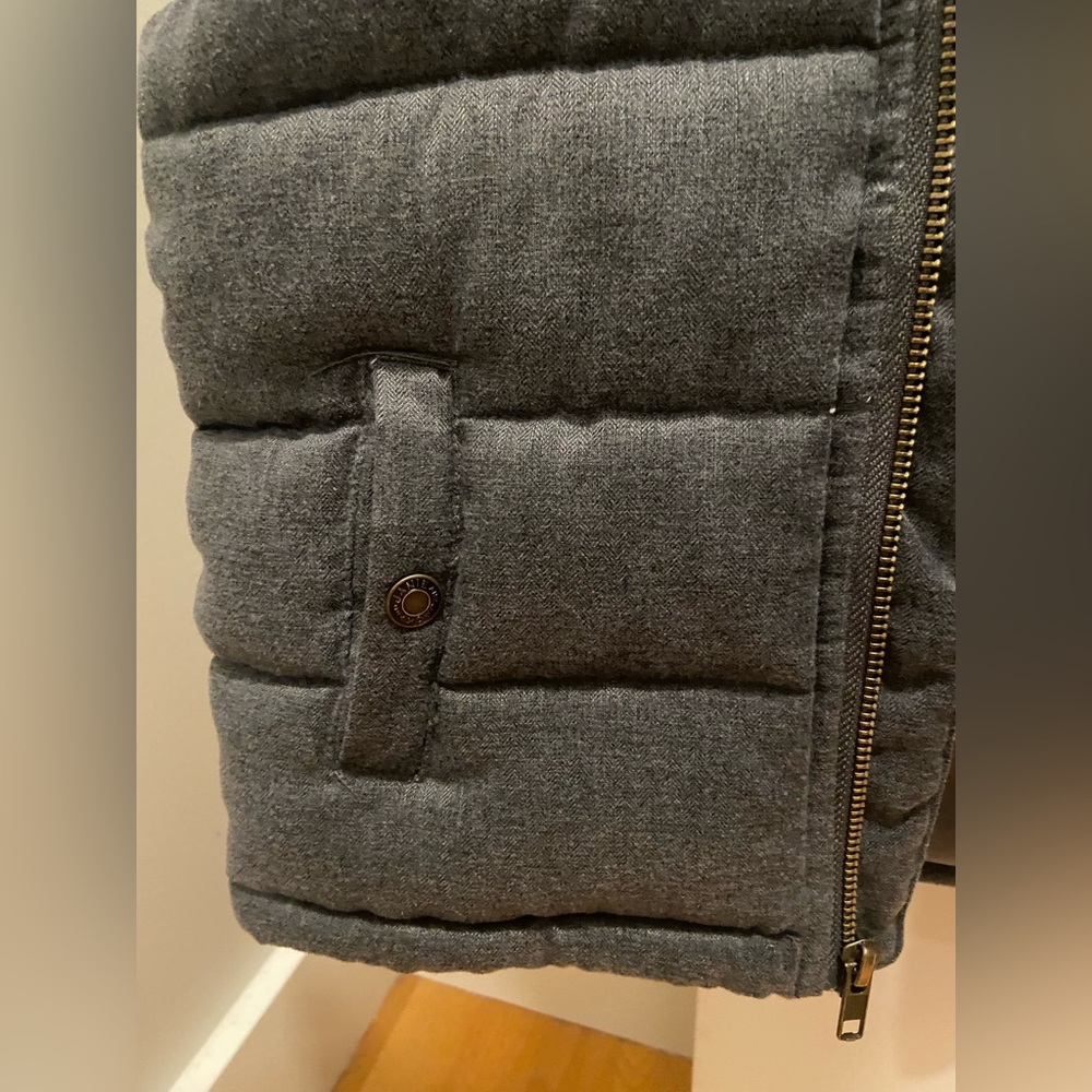 Janie and Jack hooded puffer vest with faux fur trim